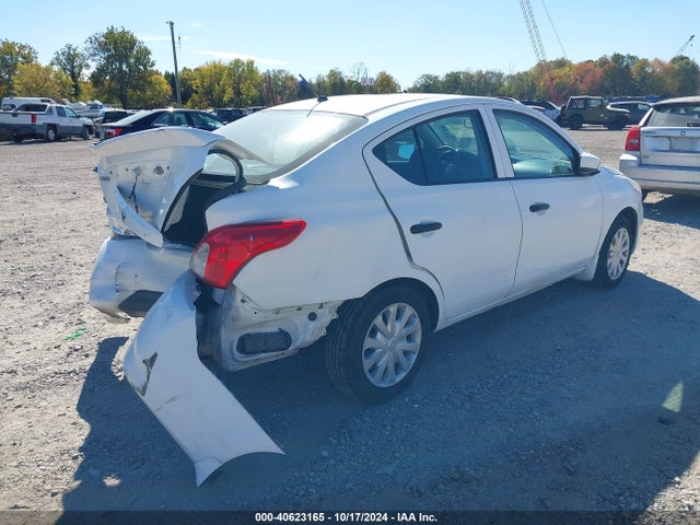 Nissan Versa 1.6 S 2017 3N1CN7AP9HL809887 Image 4