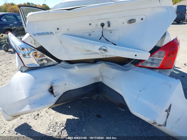 Nissan Versa 1.6 S 2017 3N1CN7AP9HL809887 Image 6