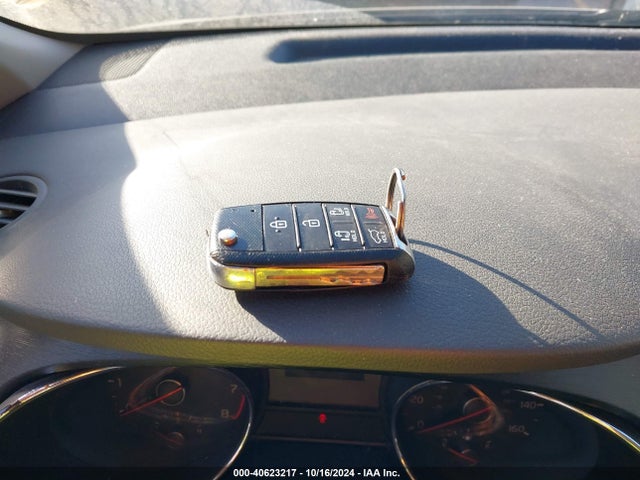 KIA SEDONA LX 2016 KNDMB5C1XG6178650 Image 11