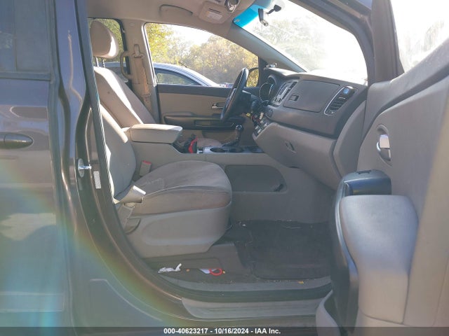 KIA SEDONA LX 2016 KNDMB5C1XG6178650 Image 5
