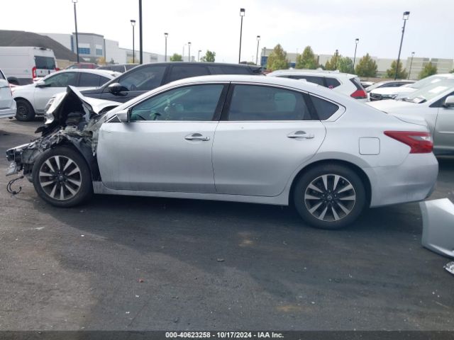 1N4AL3AP3JC264781 Nissan Altima 2.5 Sv