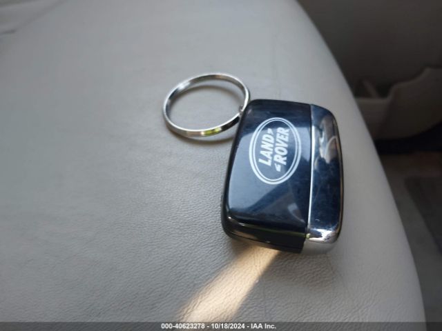2011 LAND ROVER LR4 SALAK2D47BA594910 Photo 10