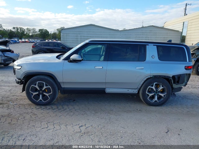 Rivian R1s Adventure Quad Motor Large Pack 2024 7PDSGABA5RN043239 Image 15