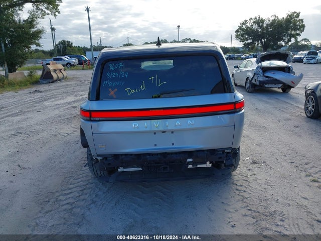 Rivian R1s Adventure Quad Motor Large Pack 2024 7PDSGABA5RN043239 Image 17