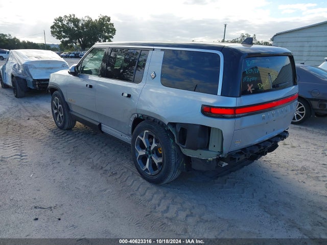 Rivian R1s Adventure Quad Motor Large Pack 2024 7PDSGABA5RN043239 Image 3