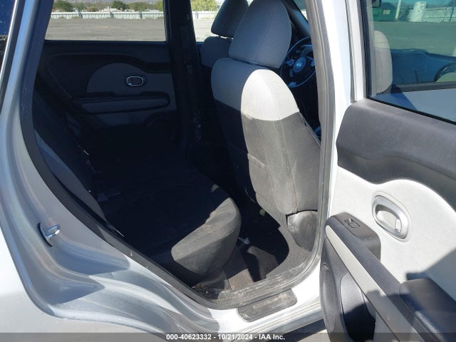 KIA Soul 2014 KNDJN2A22E7700330 Image 8