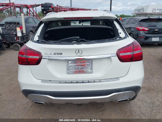 WDCTG4EBXJJ473386 Mercedes-Benz GLA 250
