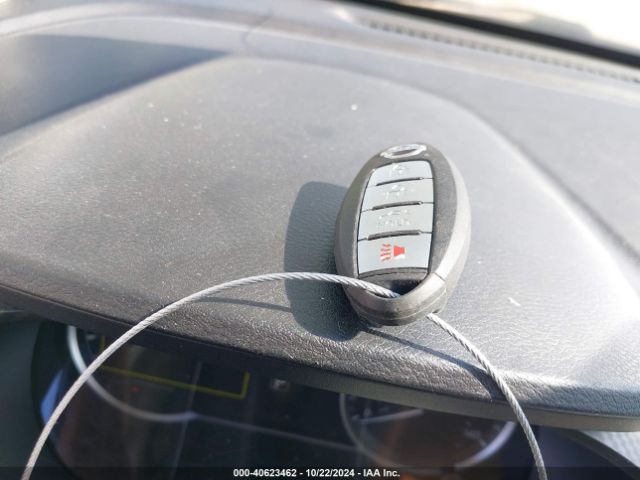 3N1CN8EV7LL896535 Nissan Versa Sv Xtronic Cvt