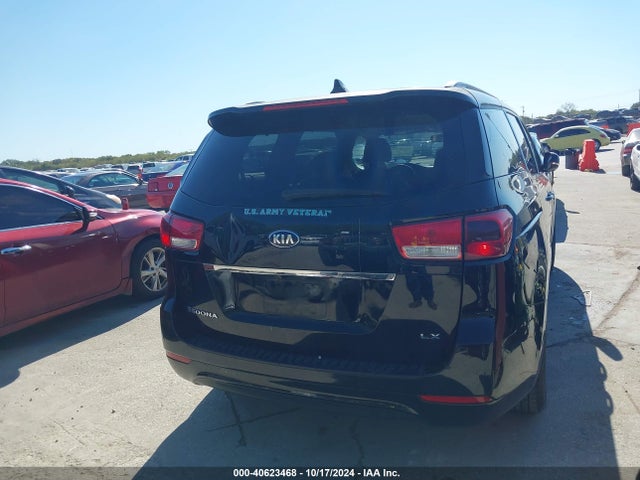 KIA SEDONA LX 2015 KNDMB5C16F6067074 Image 4