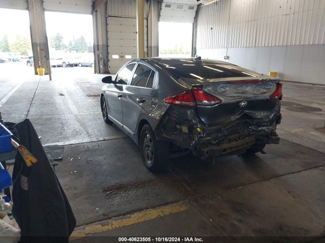 KMHC75LCXLU207905 Hyundai Ioniq Hybrid Se
