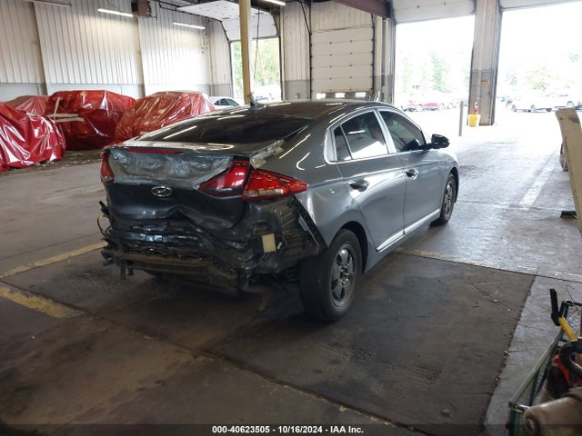 KMHC75LCXLU207905 Hyundai Ioniq Hybrid Se