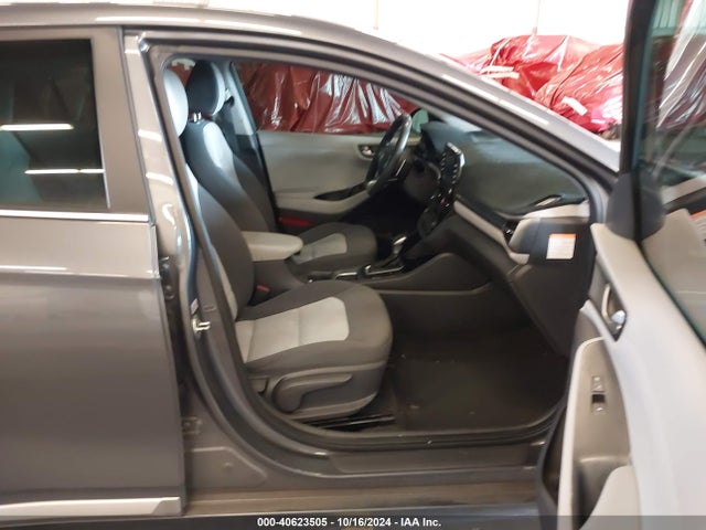KMHC75LCXLU207905 Hyundai Ioniq Hybrid Se