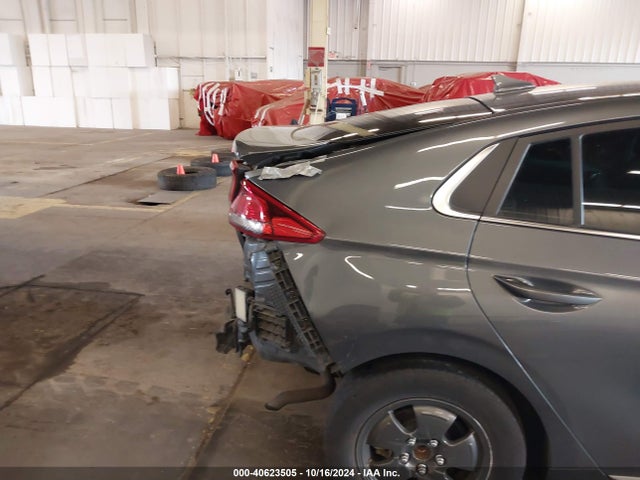 KMHC75LCXLU207905 Hyundai Ioniq Hybrid Se
