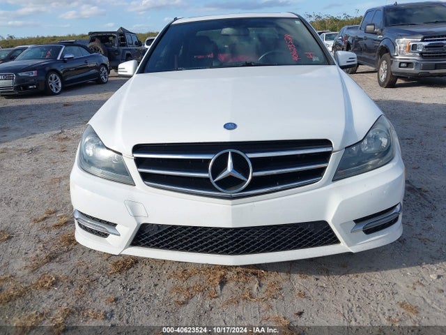 WDDGF4HB9EA959611 Mercedes-Benz C 250 Luxury/sport