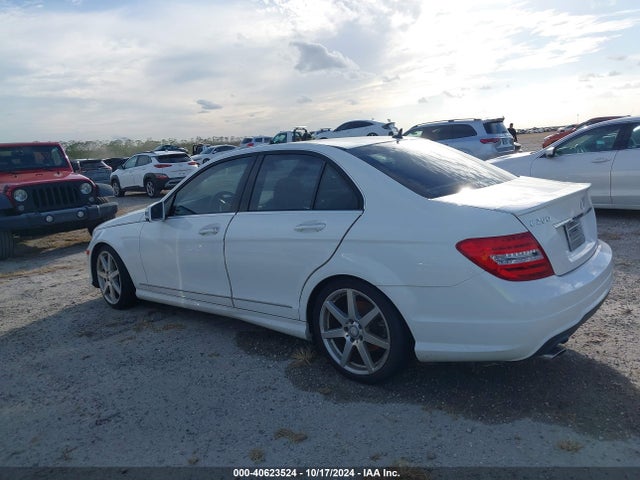 WDDGF4HB9EA959611 Mercedes-Benz C 250 Luxury/sport