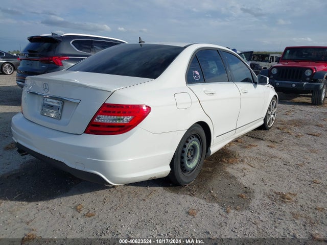 WDDGF4HB9EA959611 Mercedes-Benz C 250 Luxury/sport