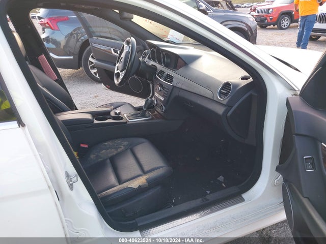 WDDGF4HB9EA959611 Mercedes-Benz C 250 Luxury/sport