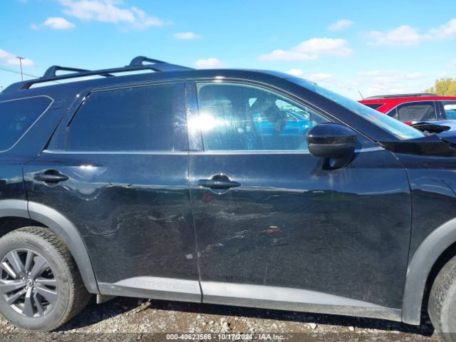5N1DR3BC9NC247356 Nissan Pathfinder Sv 4wd