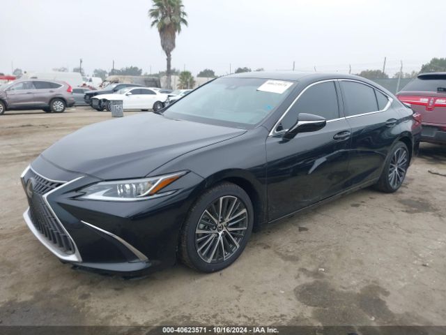58ADA1C11RU045063 Lexus ES 300H