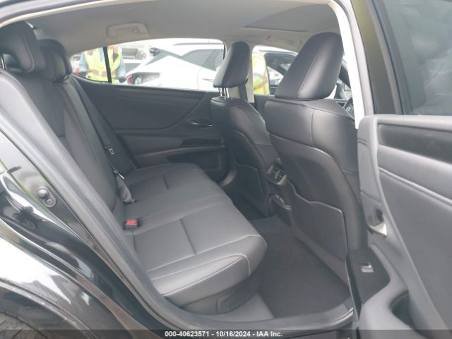 58ADA1C11RU045063 Lexus ES 300H