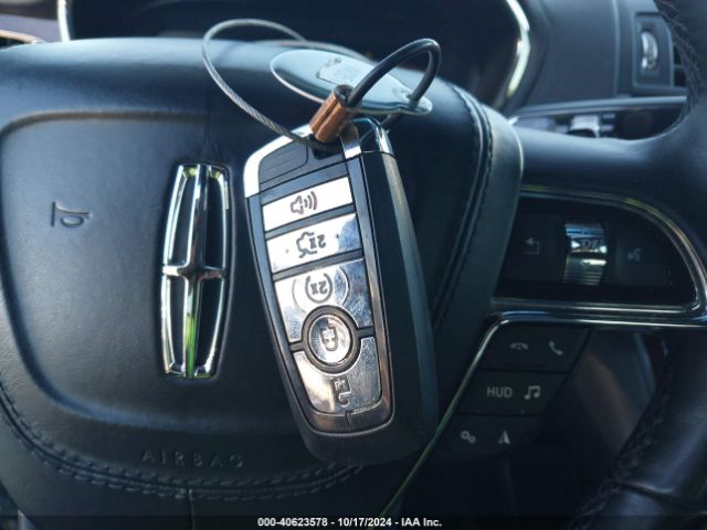 1LN6L9RP3L5605199 Lincoln Continental Reserve