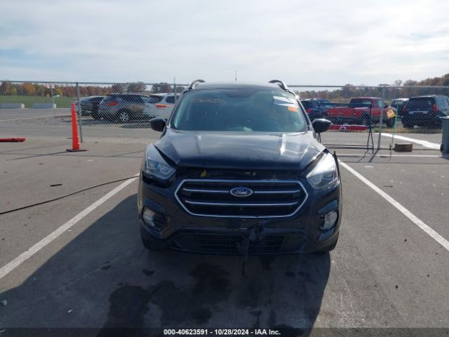 1FMCU0GD9KUB24642 Ford ESCAPE SE
