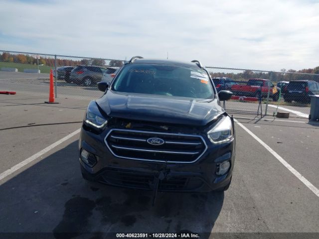 1FMCU0GD9KUB24642 Ford ESCAPE SE