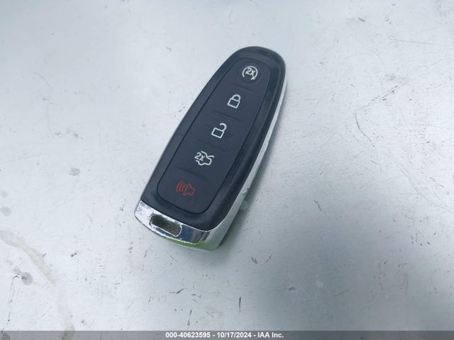 1FADP5CU1GL111700 Ford C-max Energi Sel