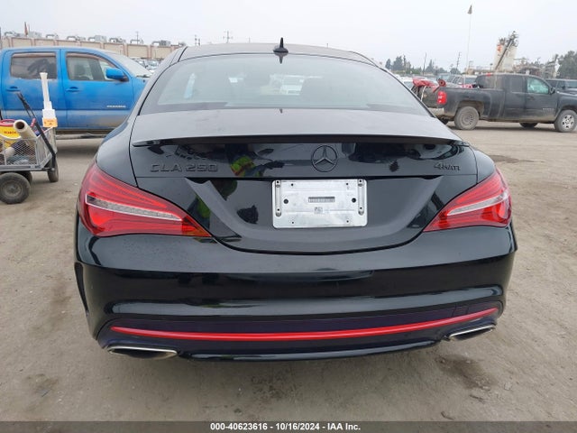 WDDSJ4GB4JN523455 Mercedes-Benz CLA 250 4MATIC