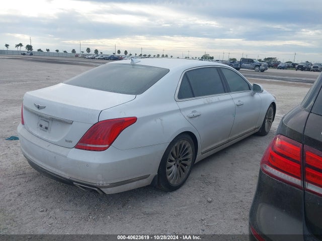 Genesis G90 3.3t Premium 2019 KMHG34JA5KU053272 Image 4