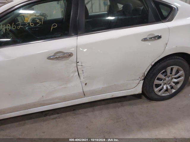 Nissan Altima 2.5 S 2015 1N4AL3AP7FC285396 Image 6