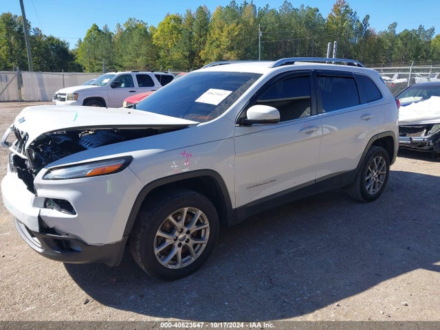 1C4PJLCB5HD231121 Jeep Cherokee Latitude Fwd