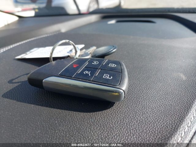 LRBFZNR4XPD035133 Buick Envision Essence Fwd