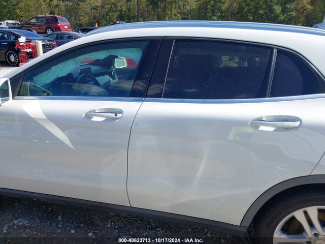 Mercedes-Benz GLA 250 2016 WDCTG4EB0GJ215547 Image 14