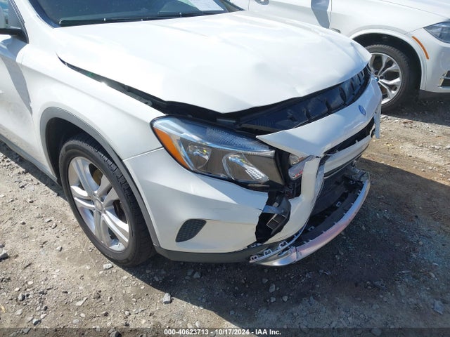 Mercedes-Benz GLA 250 2016 WDCTG4EB0GJ215547 Image 18