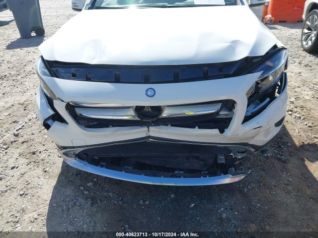 WDCTG4EB0GJ215547 Mercedes-Benz GLA 250
