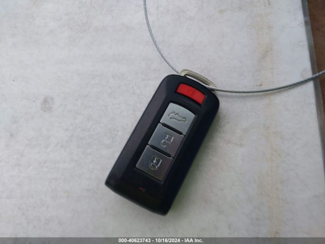 JA4AD3A38GZ055377 Mitsubishi Outlander Sel