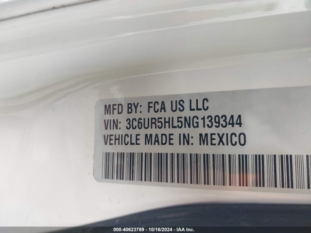 3C6UR5HL5NG139344 RAM 2500 Tradesman  4x4 8' Box