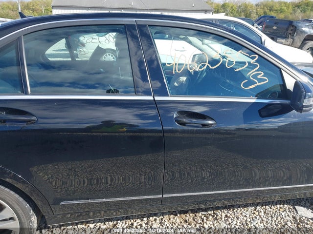WDDGF8AB3EA952624 Mercedes-Benz C 300 Luxury 4matic/sport 4matic