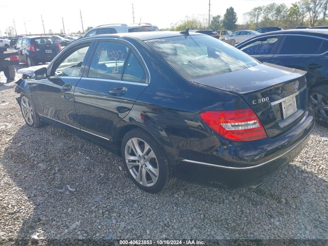 WDDGF8AB3EA952624 Mercedes-Benz C 300 Luxury 4matic/sport 4matic