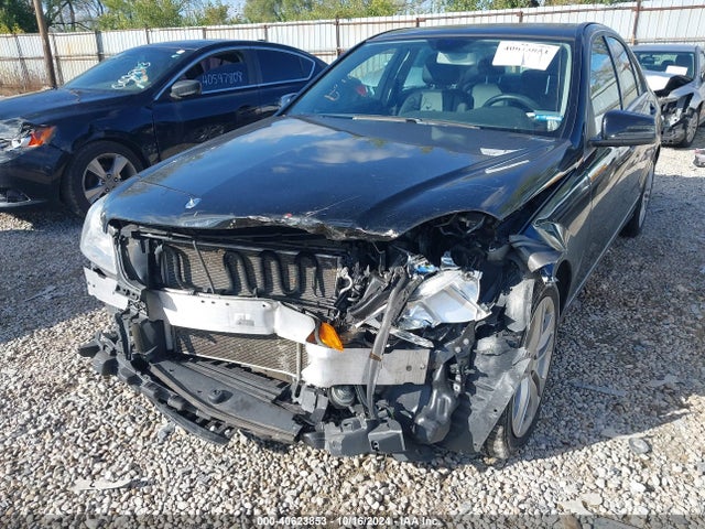 WDDGF8AB3EA952624 Mercedes-Benz C 300 Luxury 4matic/sport 4matic