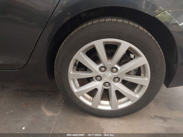 1G11E5SL4EF208289 Chevrolet MALIBU 2LT