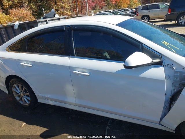 Hyundai SONATA SE 2018 5NPE24AF3JH705650 Image 13