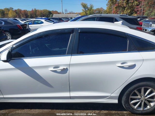 Hyundai SONATA SE 2018 5NPE24AF3JH705650 Image 14