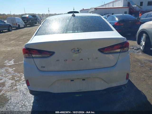 Hyundai SONATA SE 2018 5NPE24AF3JH705650 Image 16