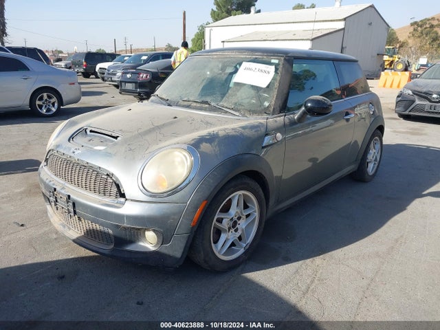 2009 MINI COOPER S WMWMF73599TW81994 Photo 1