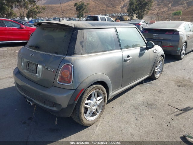 2009 MINI COOPER S WMWMF73599TW81994 Photo 3