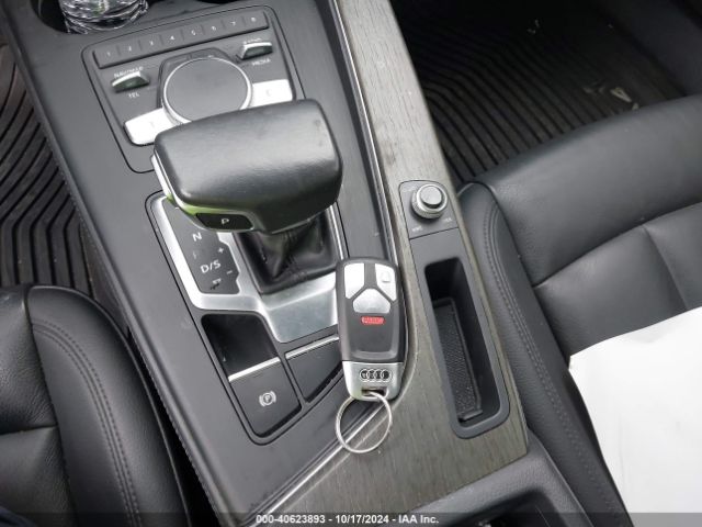 WAUHMAF47KA014933 Audi A4 40 Premium