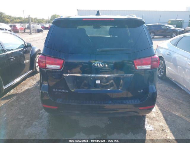 KNDMB5C16F6048475 KIA SEDONA LX