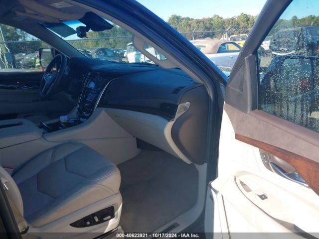 1GYS4BKJ0HR320130 Cadillac Escalade Luxury